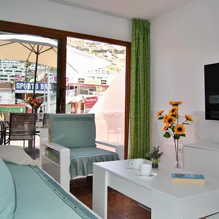 Apartment Montecarlo 35 And 45 First Row With Air Conditioning&wi-fi And Sound Insulation